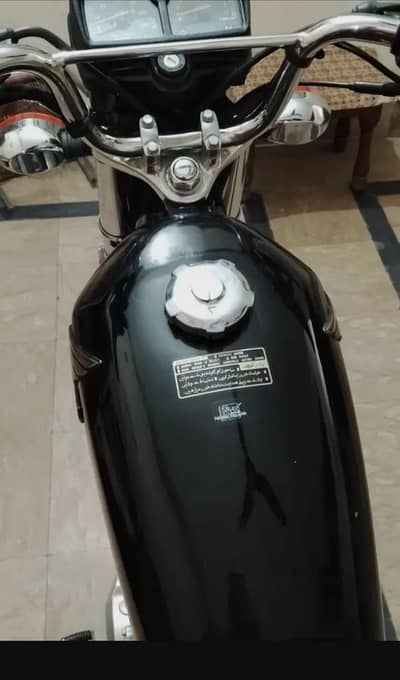Honda cg 125 black 2024 ka 10 month ma nkla h