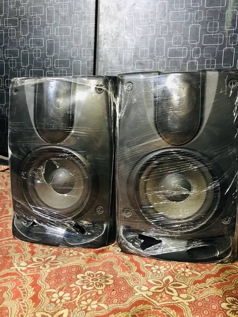 Phillips speaker 0