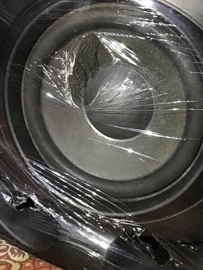 Phillips speaker 2