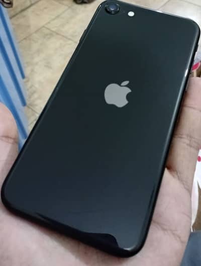 Apple iPhone SE
