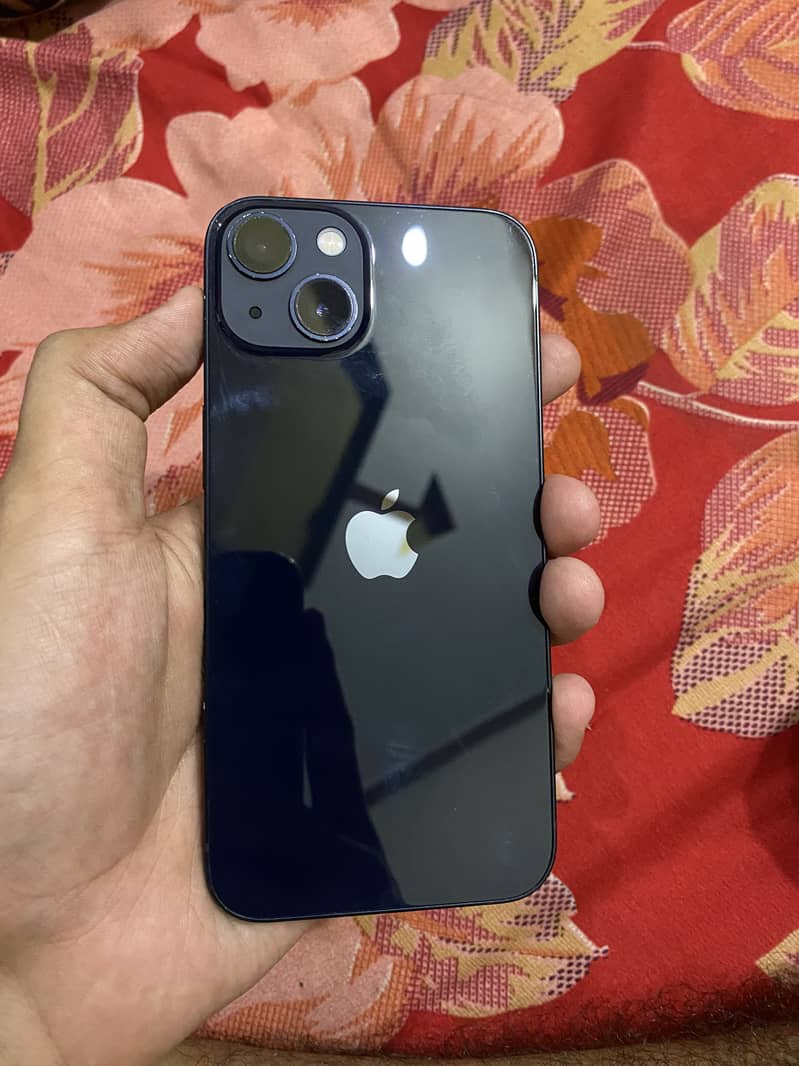 Apple iPhone 13 2