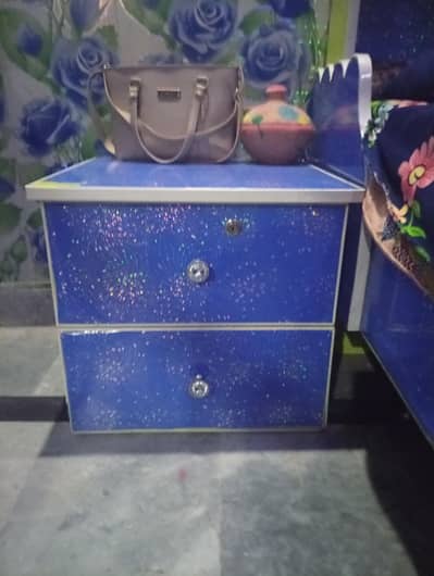 almost new but aik said se tohra sa de mijah h