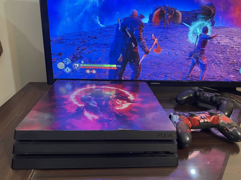 PS4 PRO 1TB 1