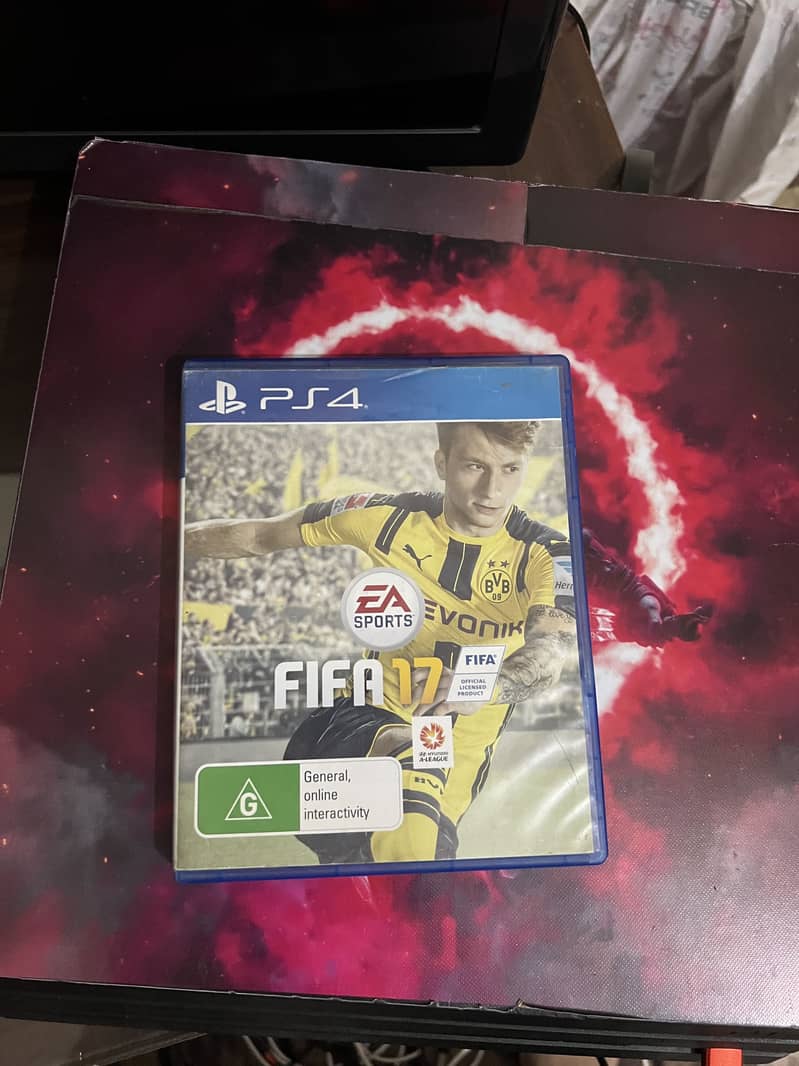 PS4 PRO 1TB 5