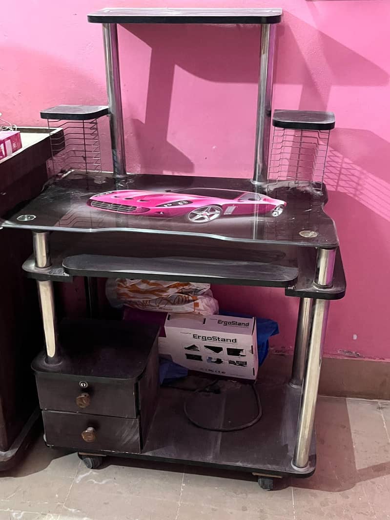 computer table 2