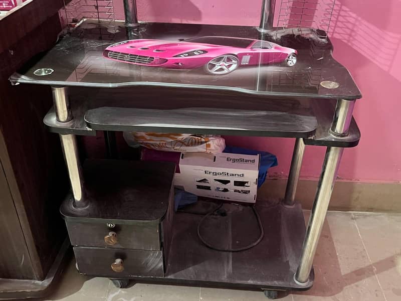 computer table 4