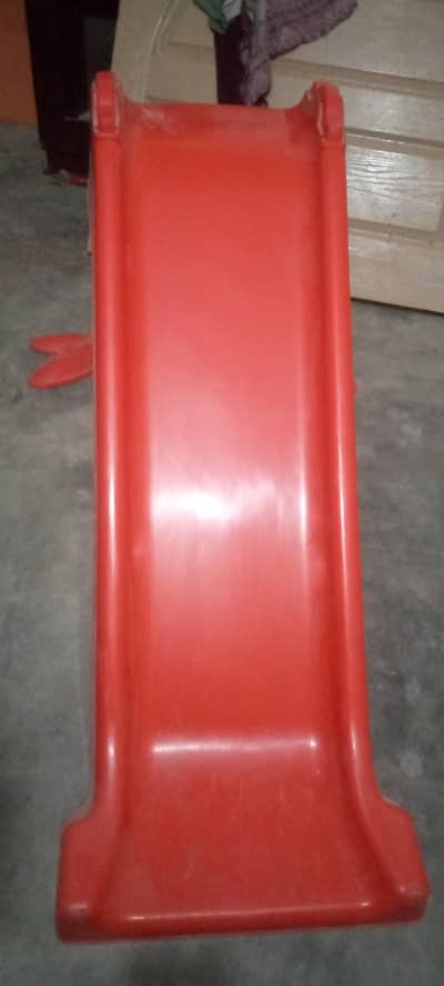 not broken ready to use slide for kids age 4.