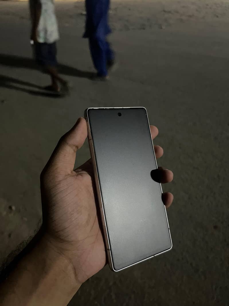 Google Pixel 7a 1