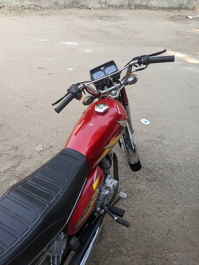 Honda cg 125 2021 red colour
