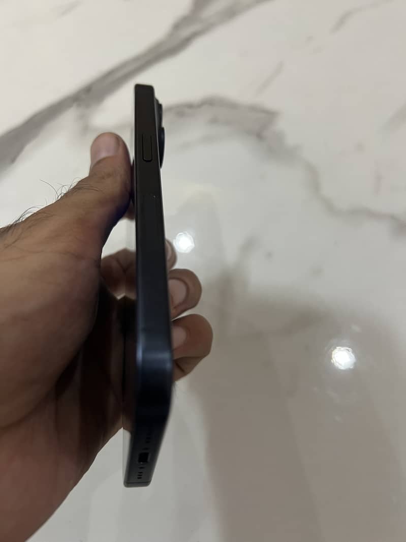 iPhone 15 Pro 2