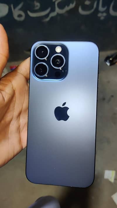 Apple iPhone 15 Pro Max