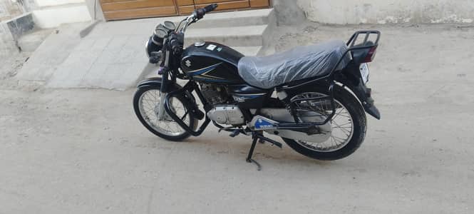 Suzuki GS 150 Model 2013 Karachi. 0/3/4/6/2/2/0/4/6/0/3
