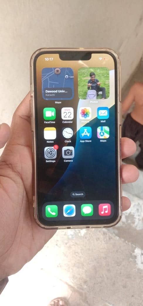 Apple iPhone 13 2