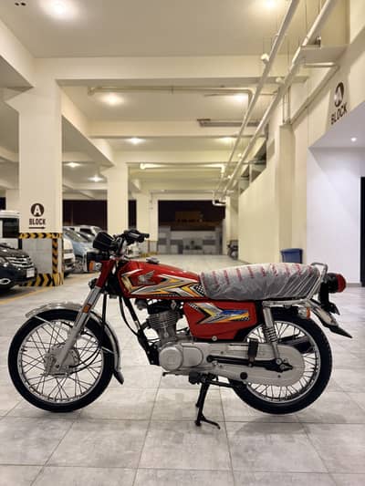 Honda CG 125 2025