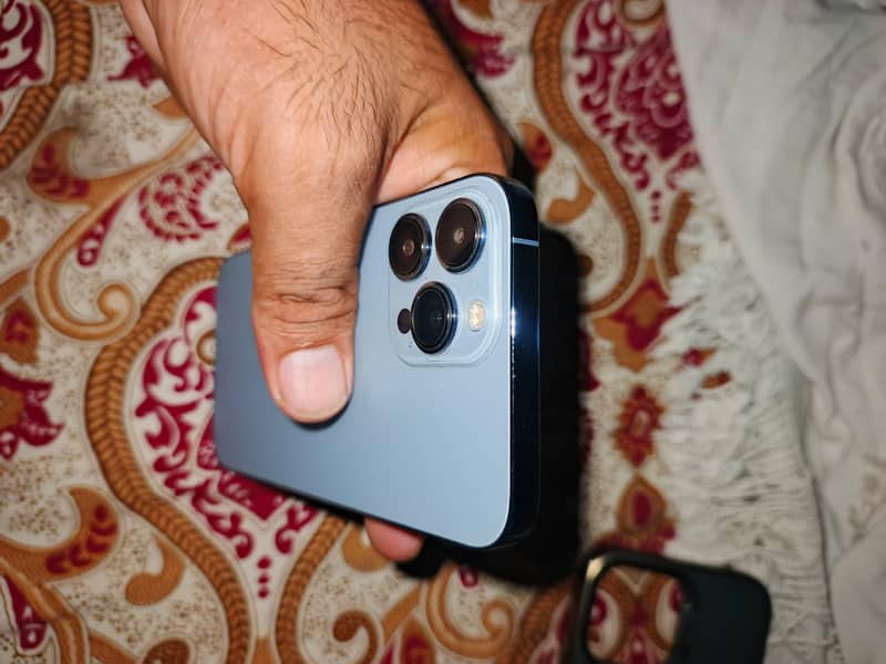 iphone 13 pro max 1