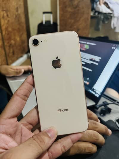 Apple iPhone 8