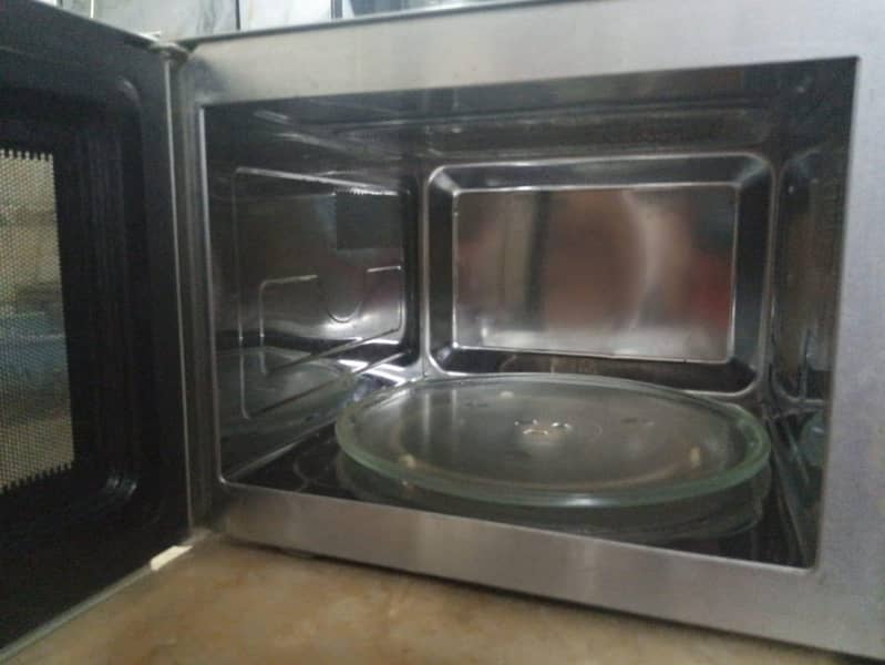microwave 1