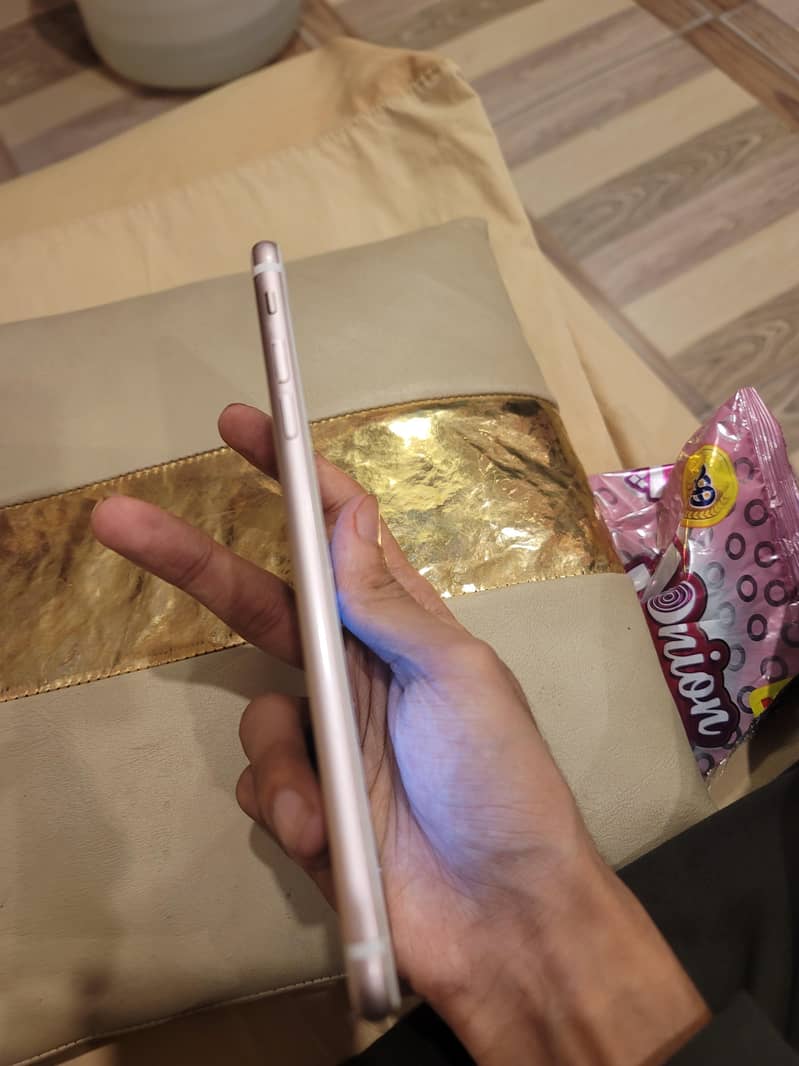 7plus 128 2