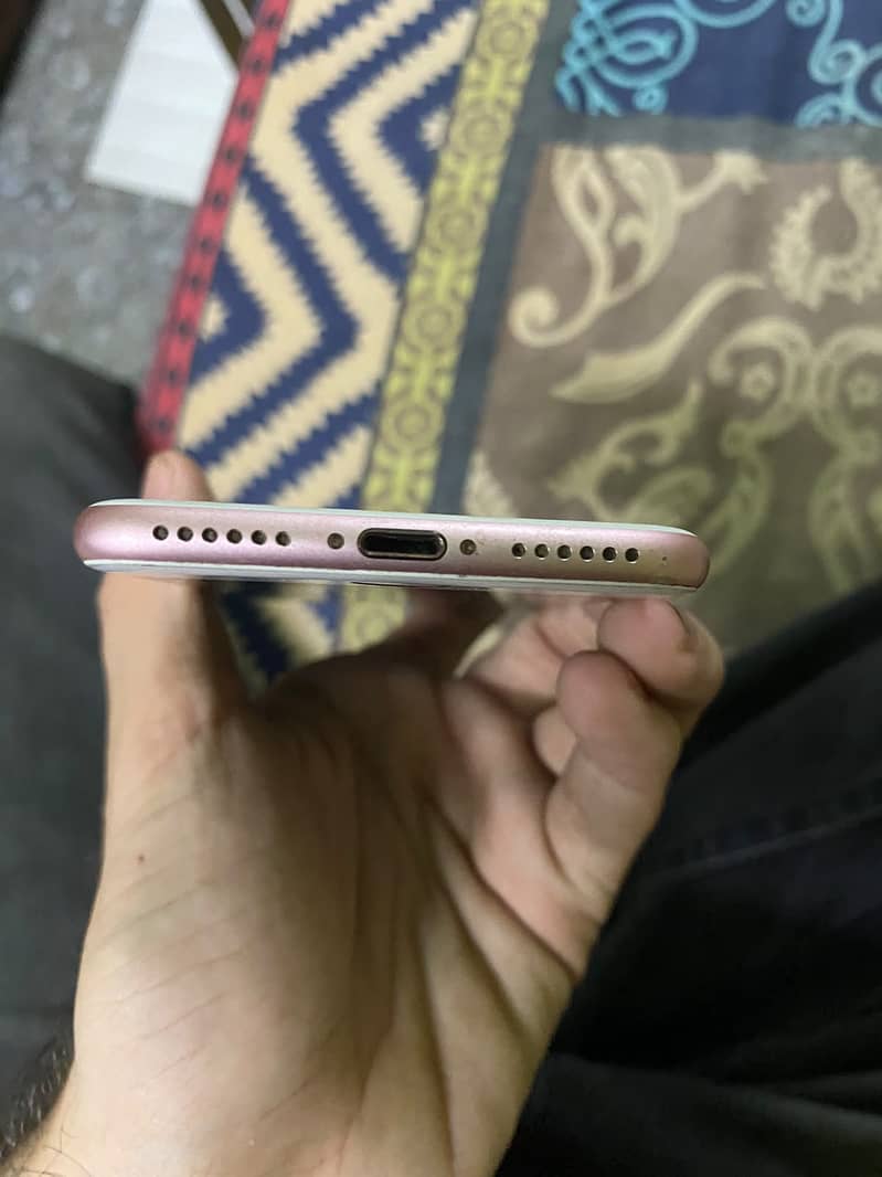 Apple iPhone 7 5