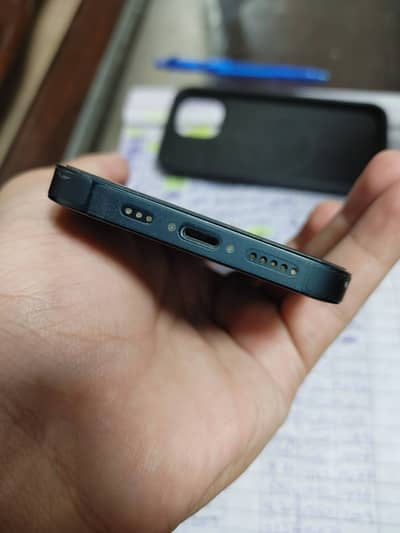 Apple iPhone 14