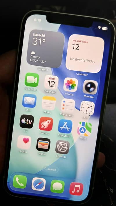 Apple iPhone 12
