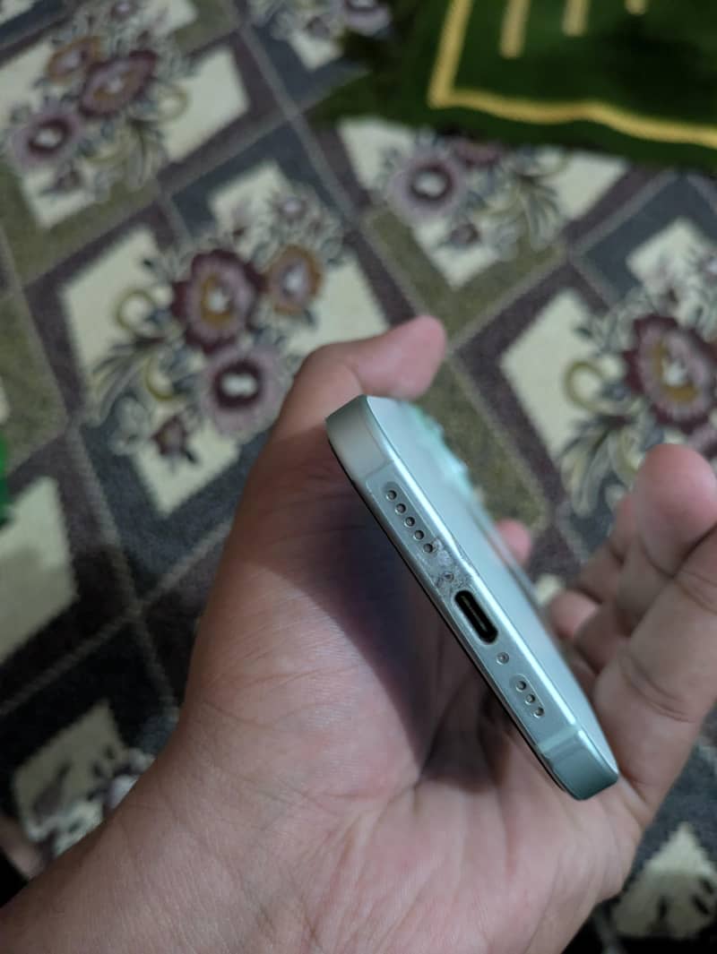 Apple iPhone 15 1