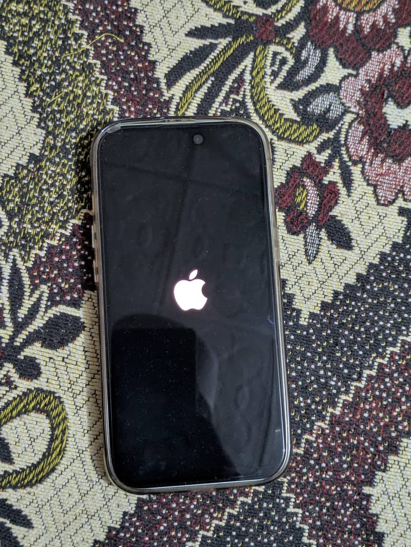 Apple iPhone 15 8