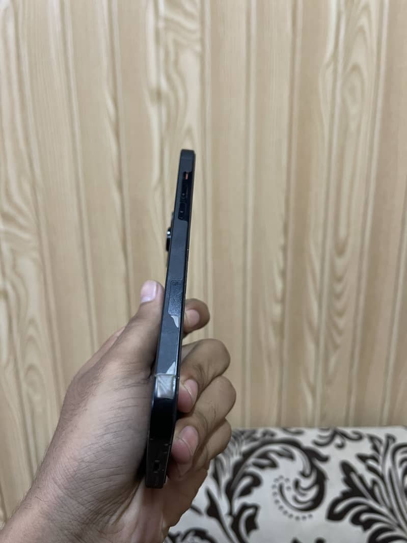 Apple iPhone 14 plus 3
