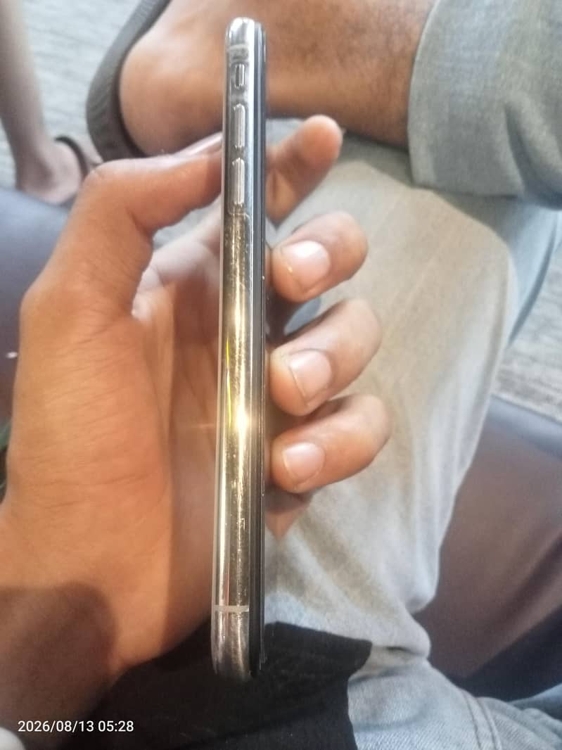 Apple iPhone X 2