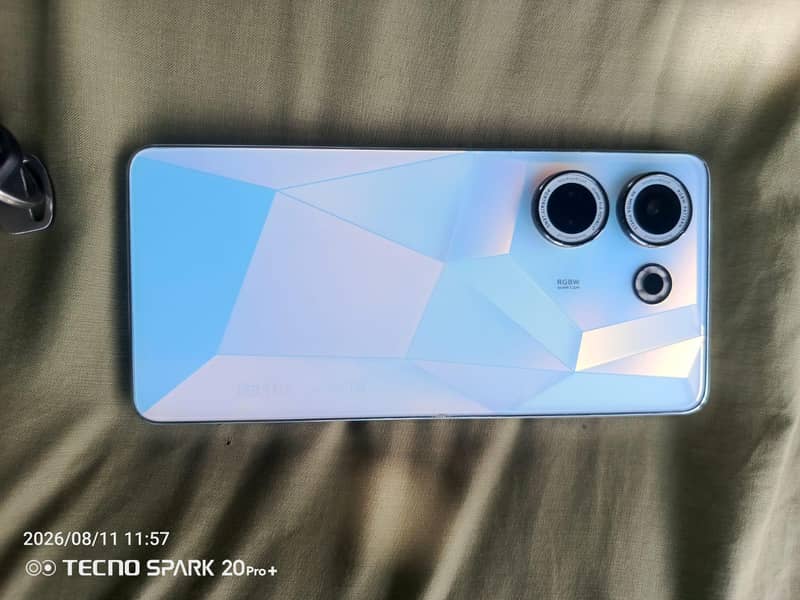 Tecno CAMON 20 2