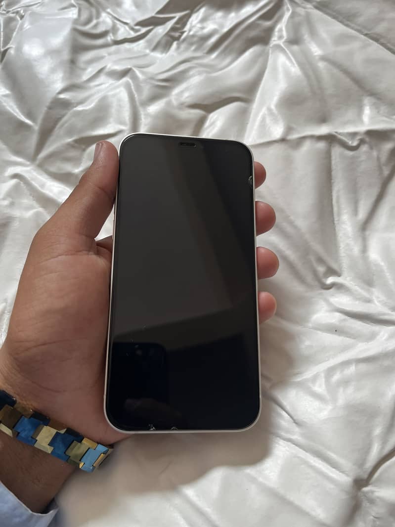 Apple iPhone 12 2