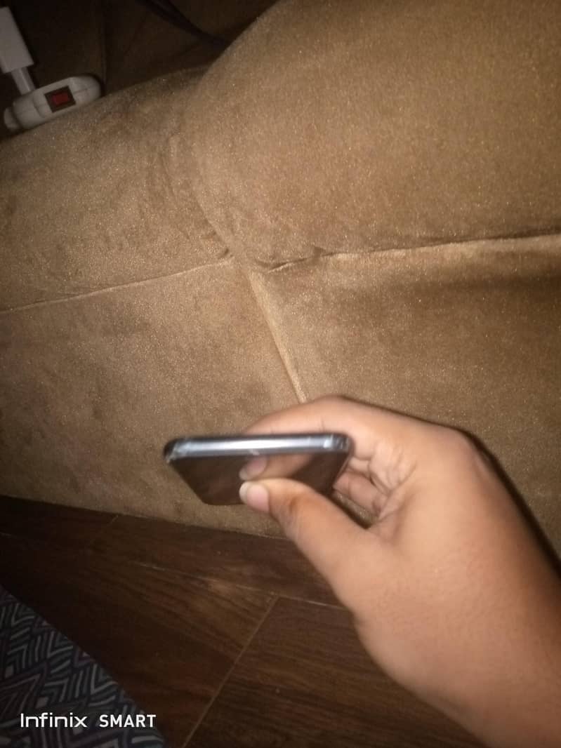 Apple iPhone SE 4