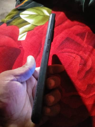 4+4/128/5000Battery /16500/Price