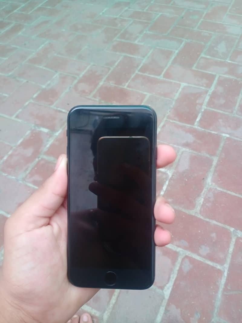 Apple iPhone SE 1
