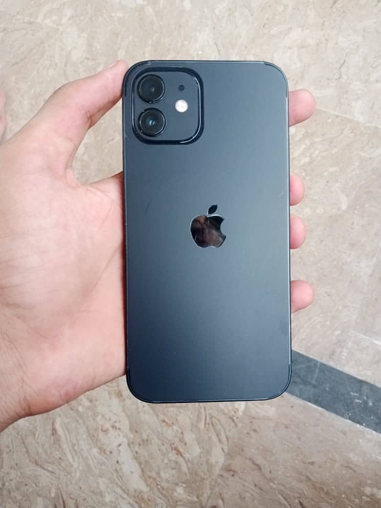 Apple iPhone 12 5