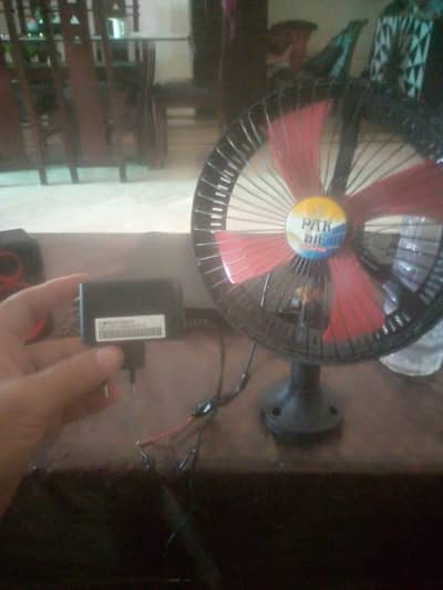 ac DC fan. 10 inch soler without batry