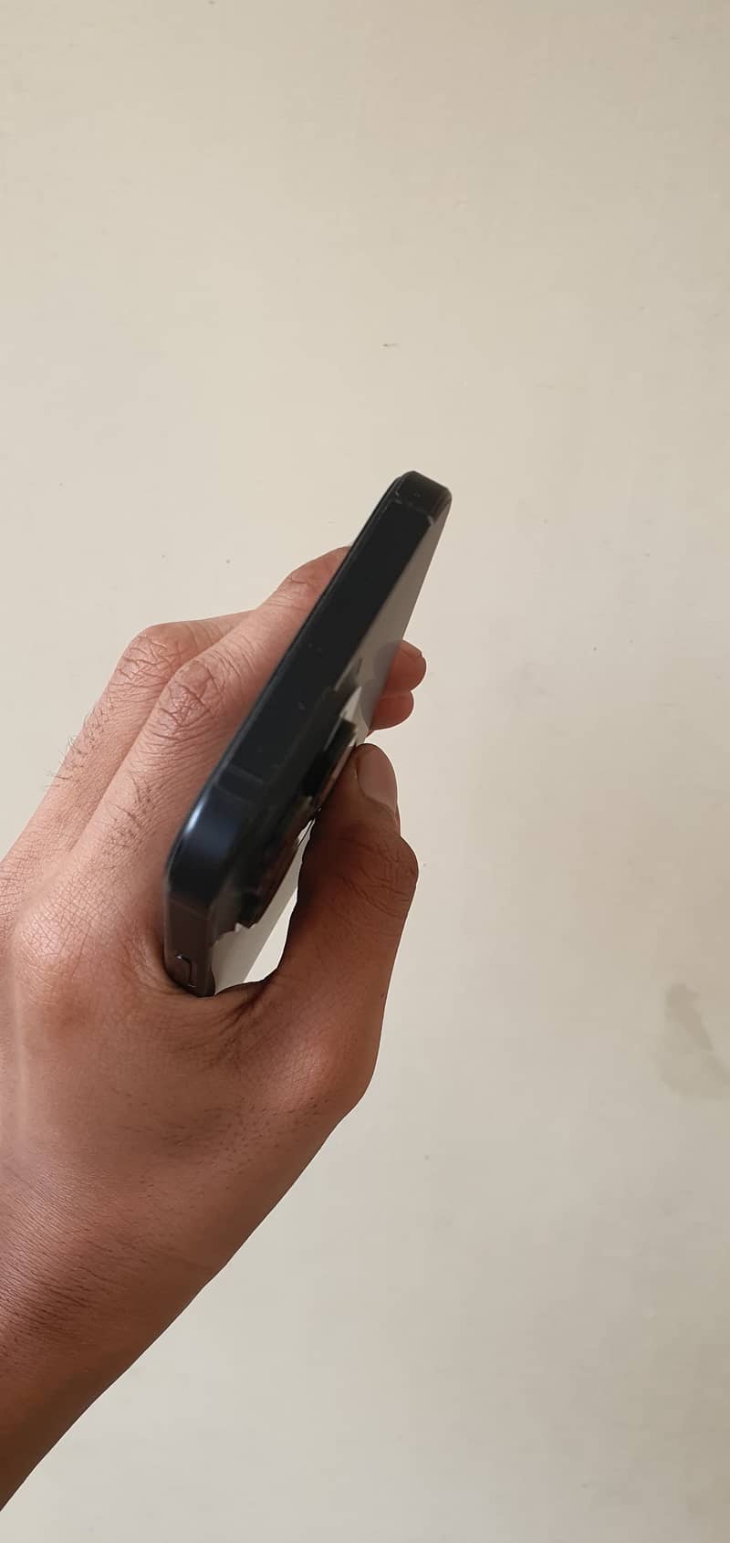 Apple iPhone 16 Pro Max 3