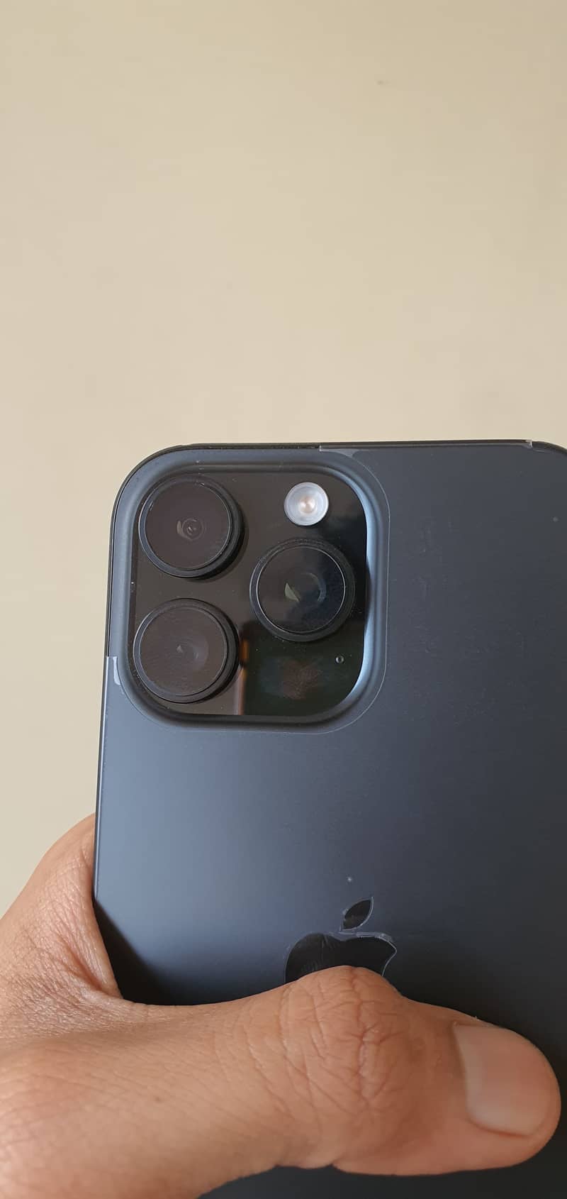 Apple iPhone 16 Pro Max 6