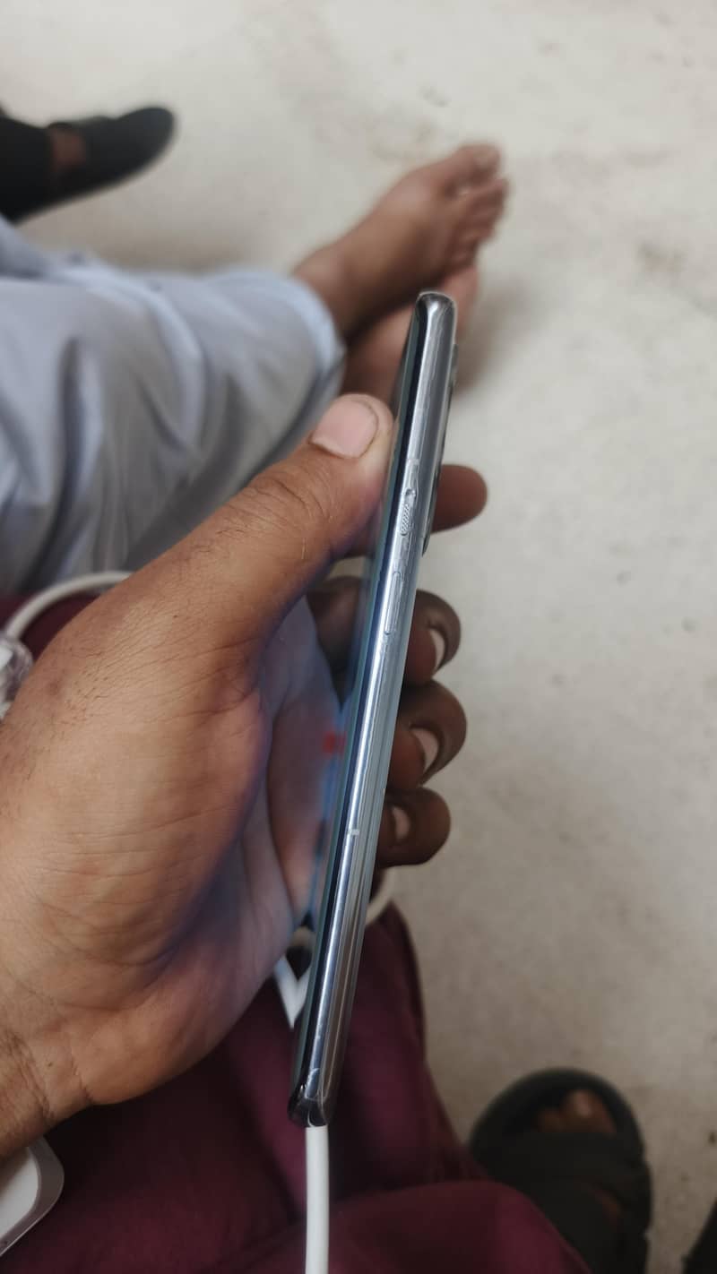 One Plus 9 Pro 5G 2