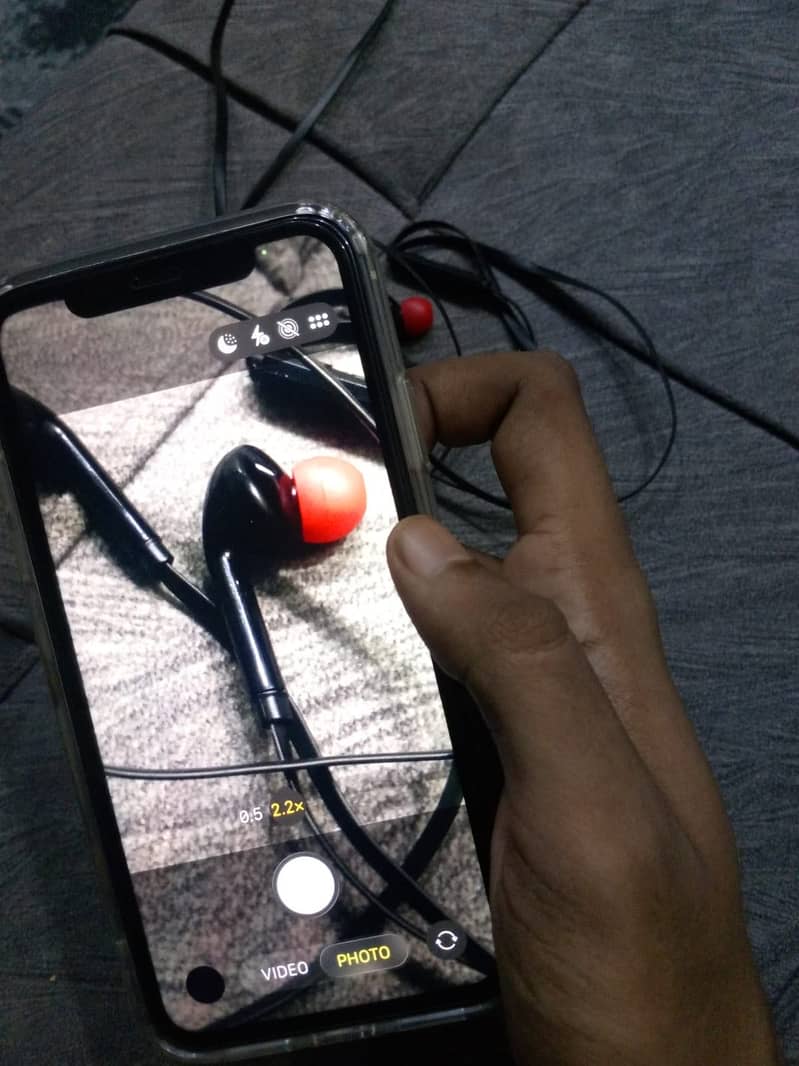 Apple iPhone 11 7