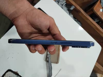Vivo V70 FE 5G