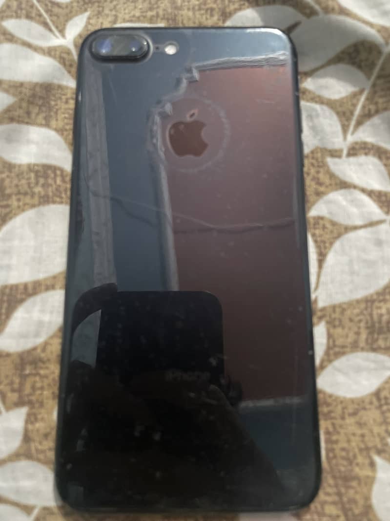 Apple iPhone 7 Plus 2