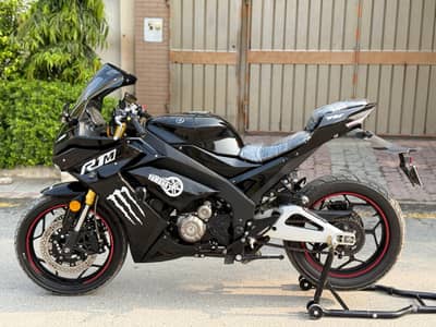 YAMAHA R1M 400cc Dual Cylinder 2026 Model Brand New 0 Metr Condition