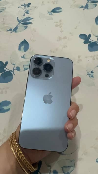 Apple iPhone 13 Pro