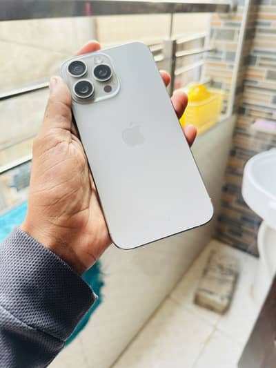 Apple iPhone 15 Pro Max jv