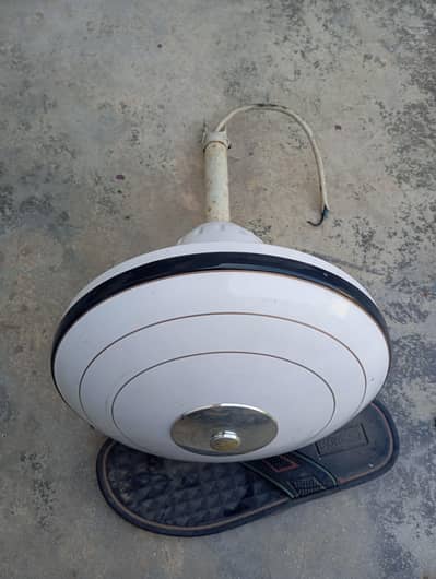 karishma fan almost brand new