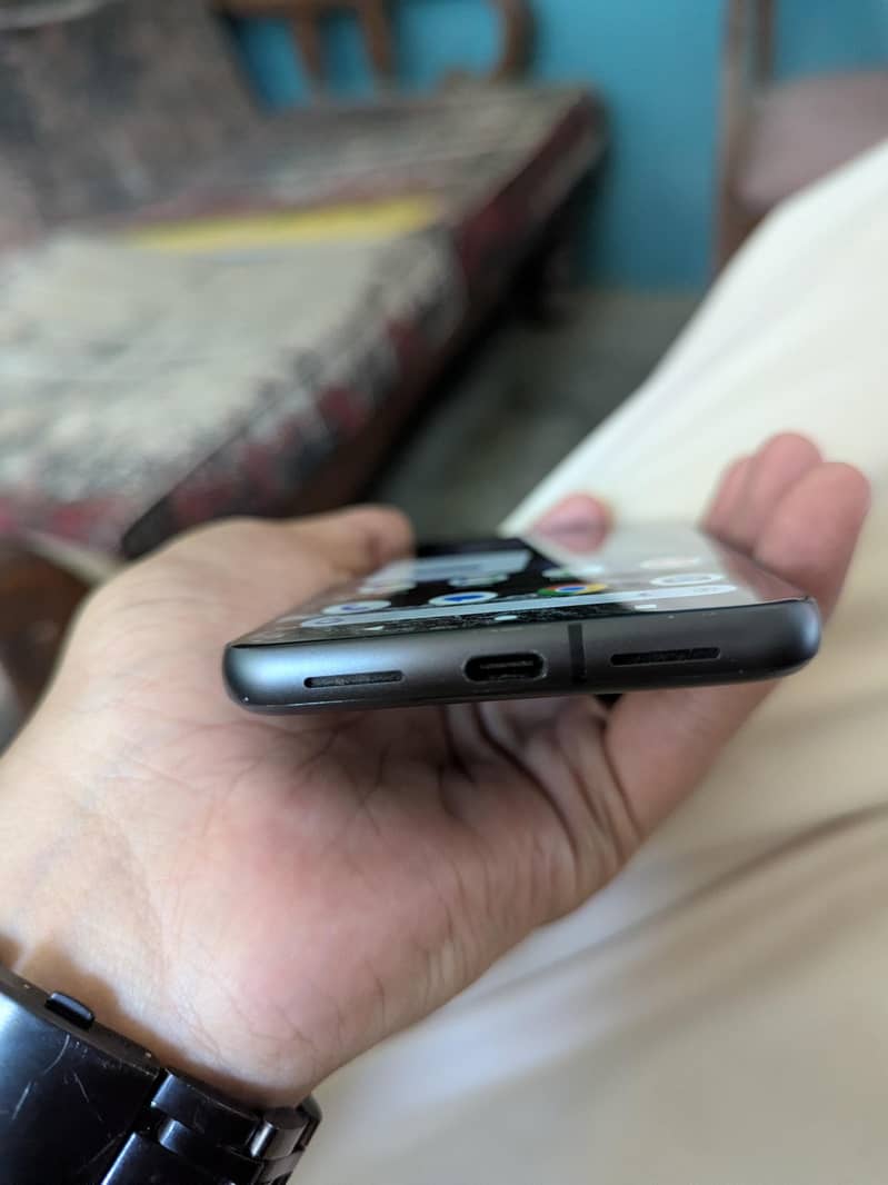 Google Pixel 8 3
