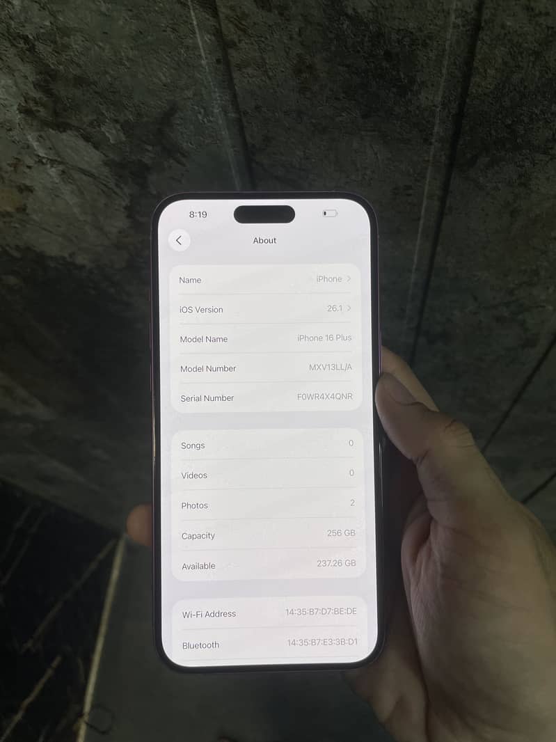 Apple iPhone 16 Plus 3