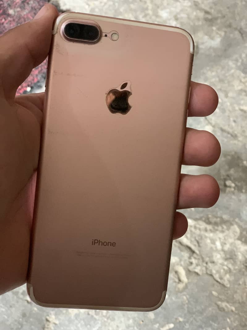 iPhone 7 Plus 0