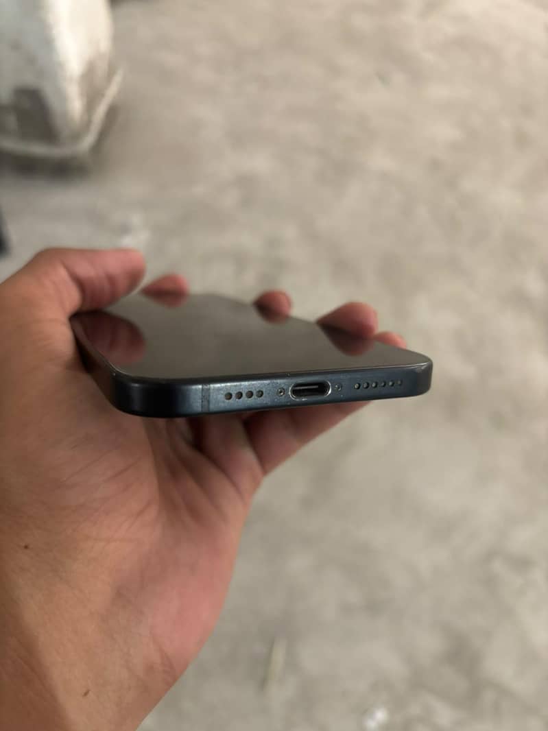Apple iPhone 15 plus 2